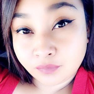 Meet your Posher, Elizeth